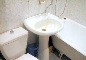 Установка раковины тюльпан в ванной в Жигулевске